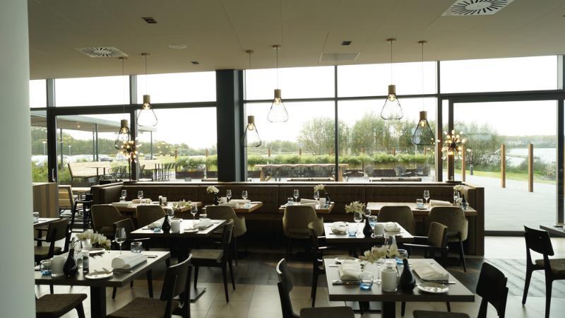 Fletcher Hotel-Restaurant Het Veerse Meer Arnemuiden Exterior foto